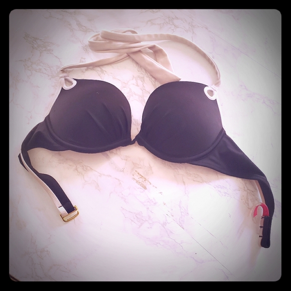 🔴Victoria secret push up bikini top - Picture 2 of 4
